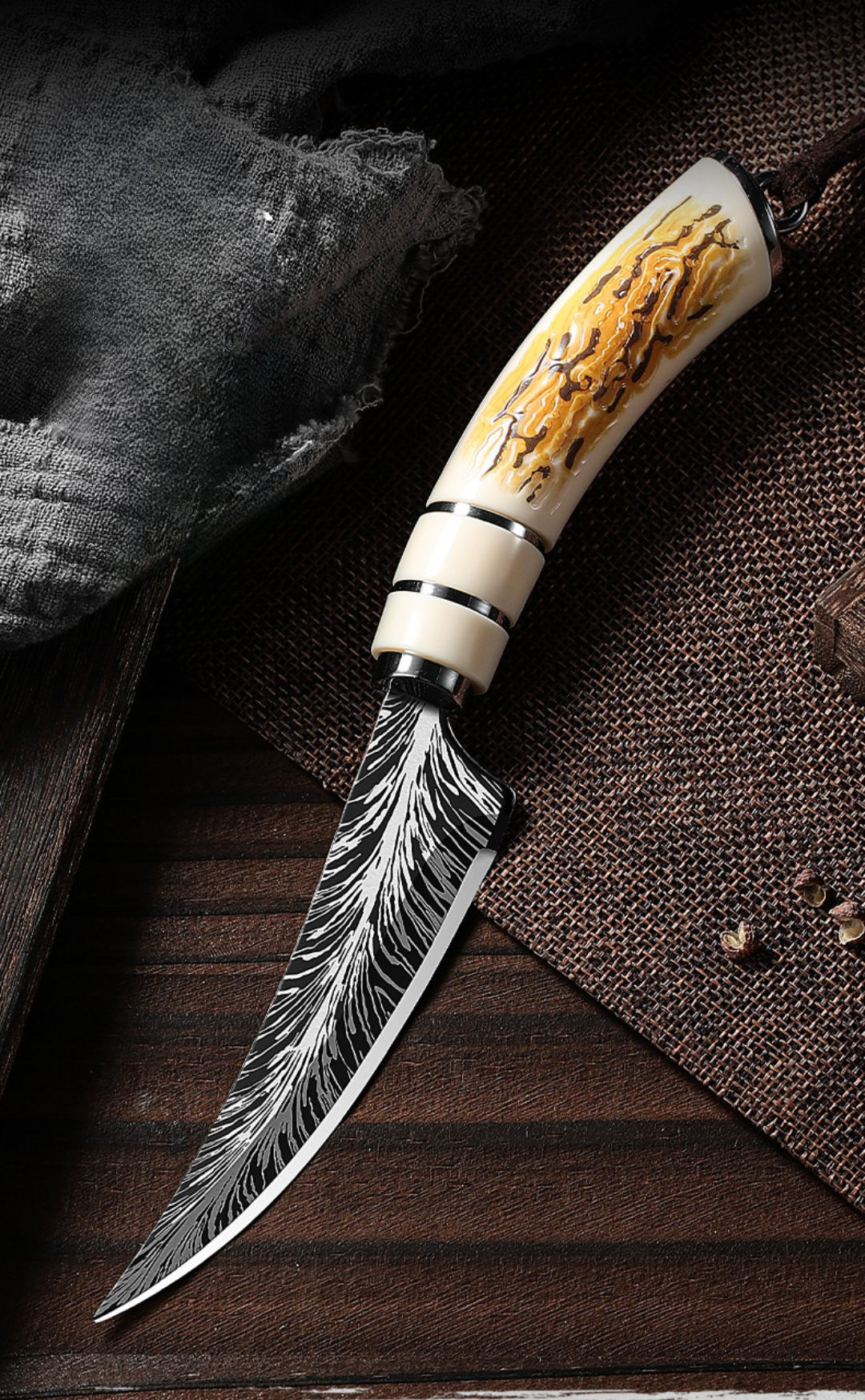 Coltello Disossatore Curvo