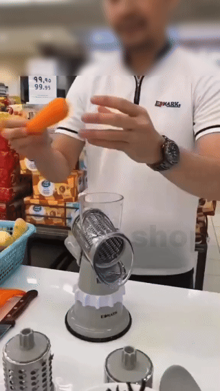 (30% di sconto) Grattugia e Tritatutto Manuale Rotante Multifunzionale da Cucina 2025